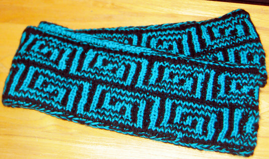 Greek Key Cowl
